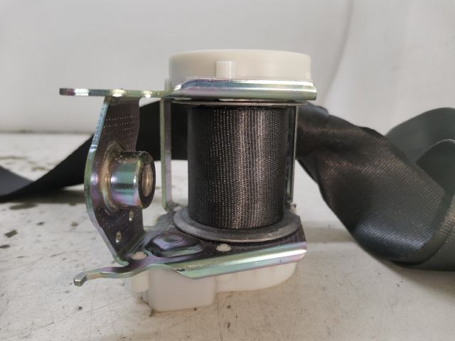 bontott RENAULT MODUS Hátsó középső Biztonsági Öv