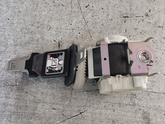 bontott RENAULT MODUS Hátsó középső Biztonsági Öv