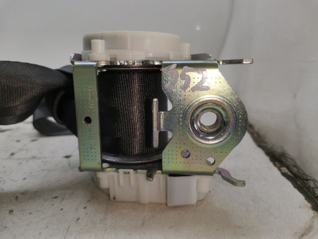 bontott RENAULT MODUS Hátsó középső Biztonsági Öv