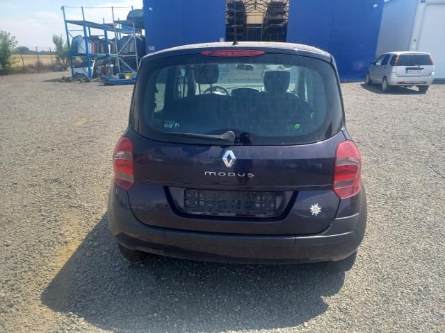 bontott RENAULT MODUS Hátsó Lökhárító (Üresen)