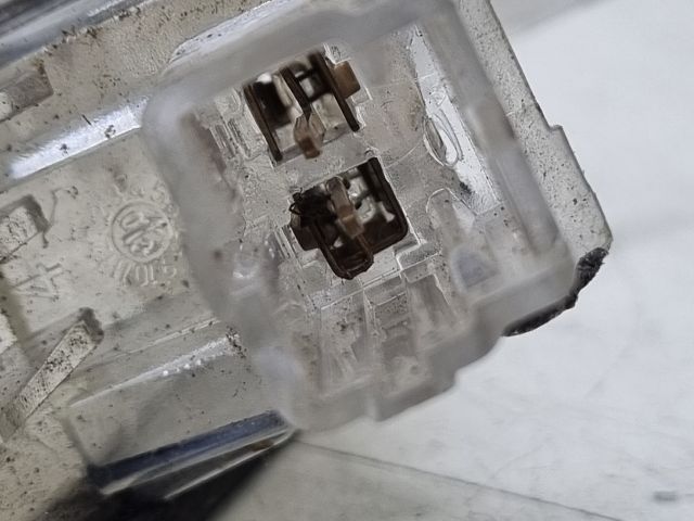 bontott RENAULT MODUS Hátsó Rendszámtábla Világítás