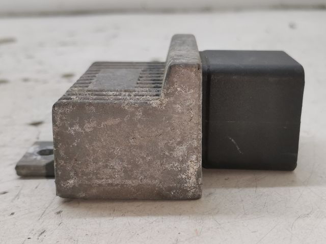 bontott RENAULT MODUS Izzító Relé