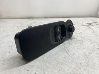 bontott RENAULT MODUS Jobb első Ablakemelő Kapcsoló