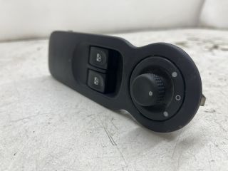 bontott RENAULT MODUS Jobb első Ablakemelő Kapcsoló