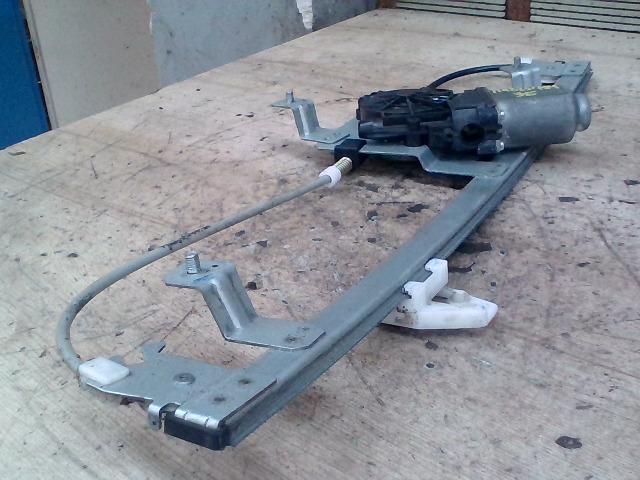 bontott RENAULT MODUS Jobb első Ablakemelő Szerkezet (Elektromos)