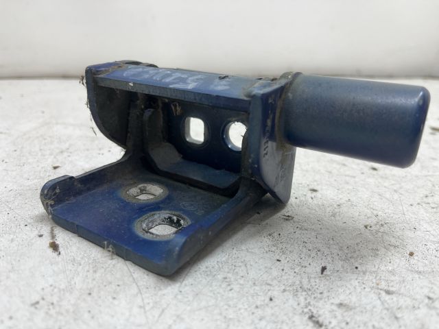 bontott RENAULT MODUS Jobb első Alsó Zsanér