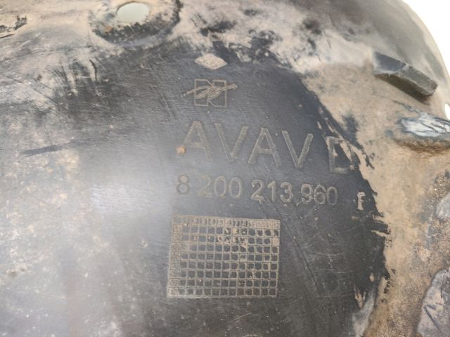 bontott RENAULT MODUS Jobb első Első Dobbetét (Kerékjárati, Műanyag)