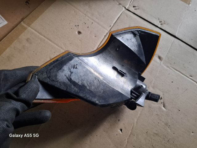 bontott RENAULT MODUS Jobb első Irányjelző