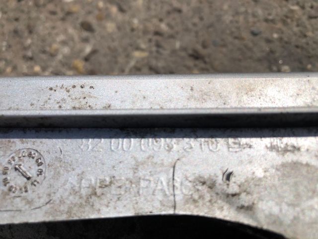 bontott RENAULT MODUS Jobb első Sárvédő