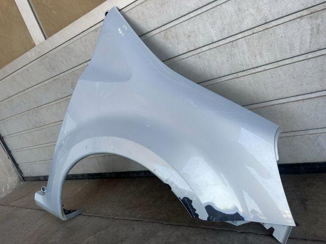 bontott RENAULT MODUS Jobb első Sárvédő