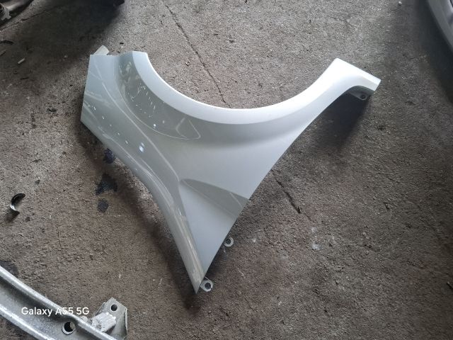 bontott RENAULT MODUS Jobb első Sárvédő