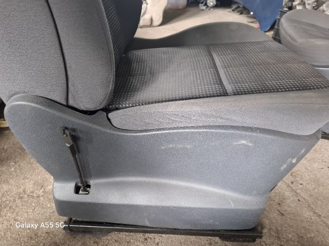 bontott RENAULT MODUS Jobb első Ülés