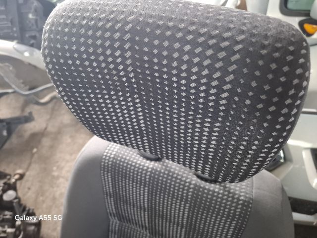 bontott RENAULT MODUS Jobb első Ülés