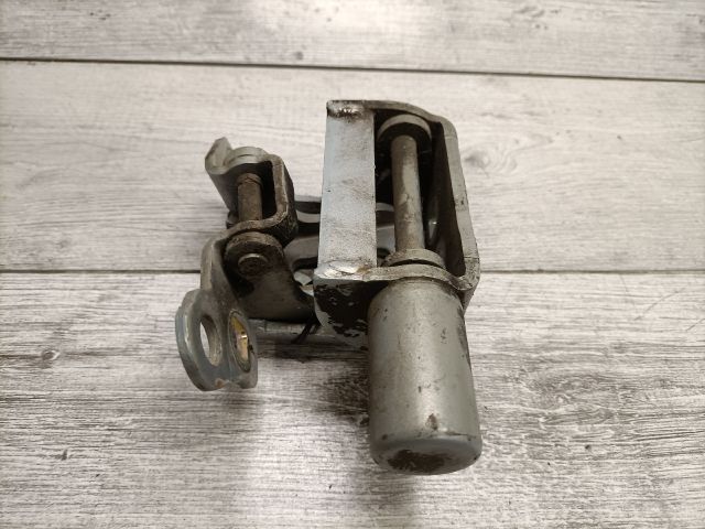 bontott RENAULT MODUS Jobb első Zsanér