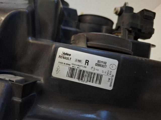 bontott RENAULT MODUS Jobb Fényszóró