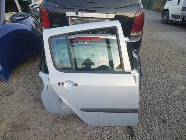 bontott RENAULT MODUS Jobb hátsó Ajtó (Üres lemez)