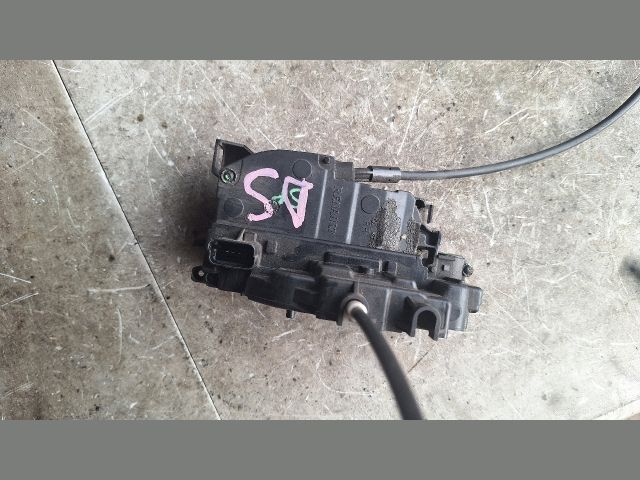 bontott RENAULT MODUS Jobb hátsó Ajtózár