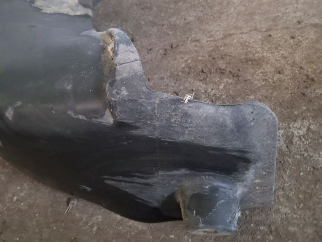 bontott RENAULT MODUS Jobb hátsó Dobbetét (Kerékjárati, Műanyag)