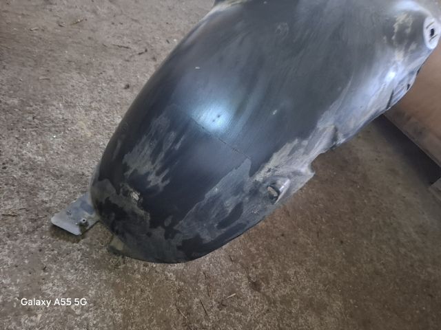 bontott RENAULT MODUS Jobb hátsó Dobbetét (Kerékjárati, Műanyag)