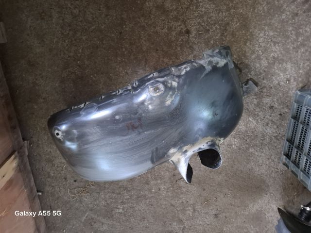 bontott RENAULT MODUS Jobb hátsó Dobbetét (Kerékjárati, Műanyag)