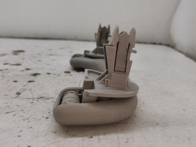 bontott RENAULT MODUS Jobb hátsó Kapaszkodó (Felső)