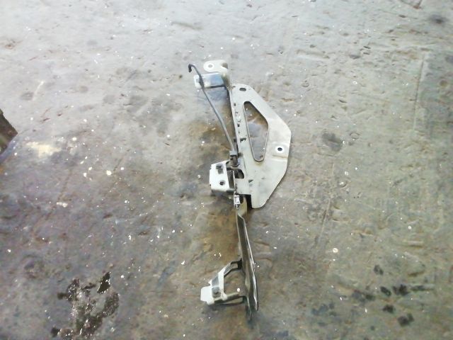 bontott RENAULT MODUS Jobb Sárvédő Oldaltartó