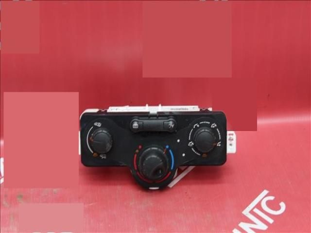 bontott RENAULT MODUS Klíma Kapcsoló