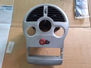 bontott RENAULT MODUS Középkonzol Keret