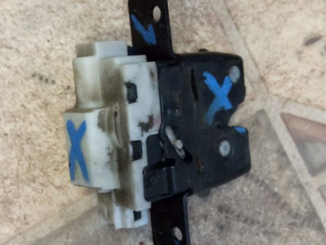 bontott RENAULT MODUS Központizár Motor Csomagtérajtó