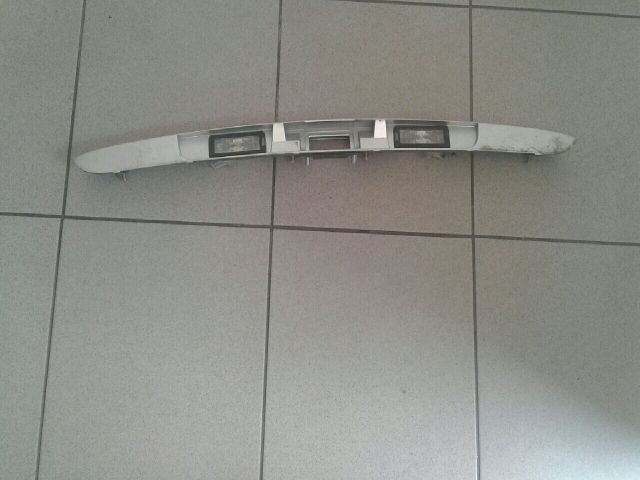 bontott RENAULT MODUS Rendszámtábla Világítás Keret