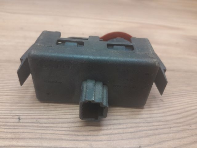 bontott RENAULT MODUS Vészvillogó Kapcsoló