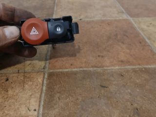 bontott RENAULT MODUS Vészvillogó Kapcsoló