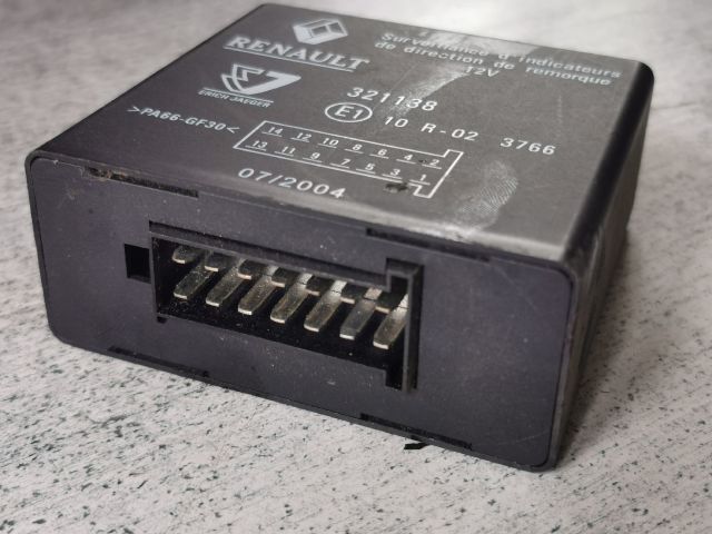 bontott RENAULT MODUS Vonóhorog Elektronika