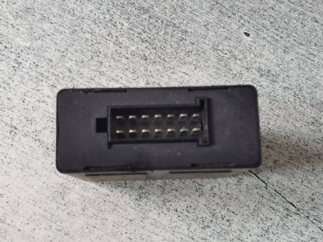 bontott RENAULT MODUS Vonóhorog Elektronika