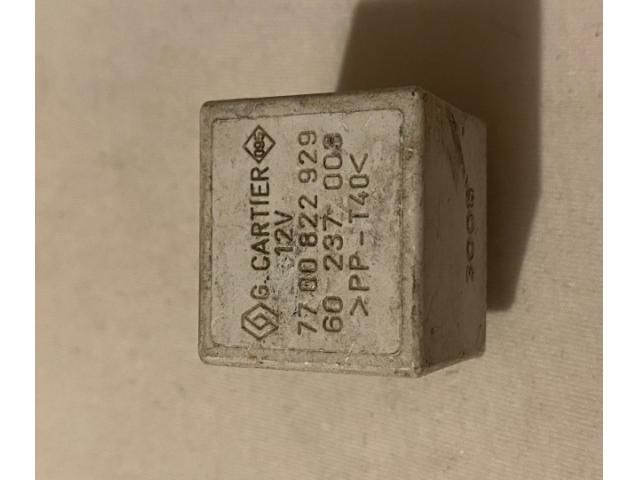 bontott RENAULT SAFRANE Relé