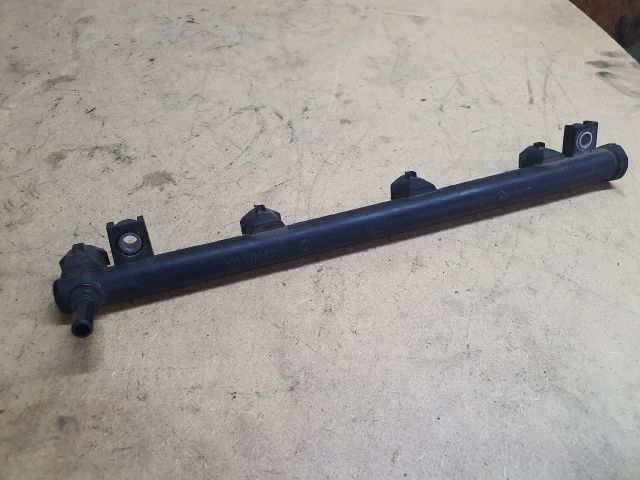 bontott RENAULT SCÉNIC I Közösnyomócső