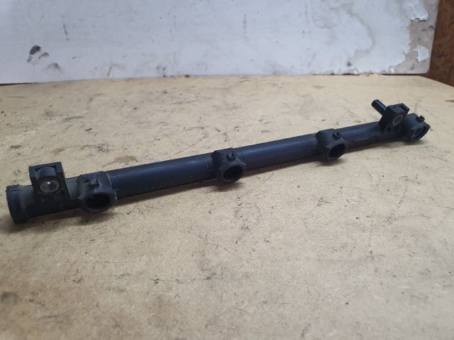 bontott RENAULT SCÉNIC I Közösnyomócső