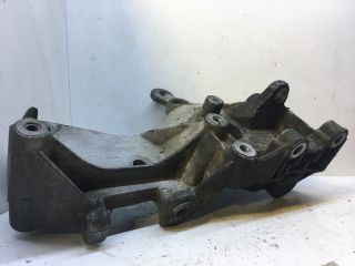 bontott RENAULT SCÉNIC I Motor Tartó Bak (Pozíciófüggetlen)