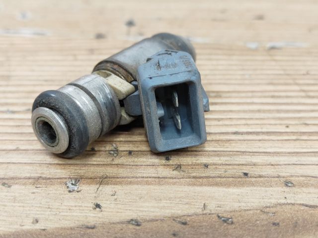 bontott RENAULT SCÉNIC I Porlasztó (1 db)