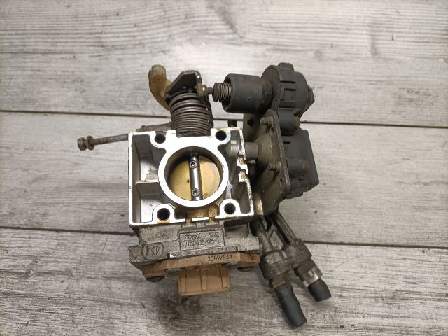 bontott RENAULT SCÉNIC I Központi Injektor