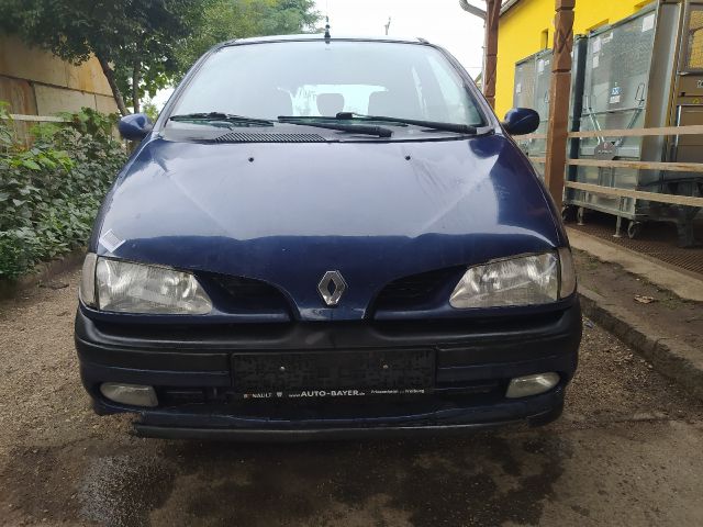 bontott RENAULT SCÉNIC I Váltó (Mechanikus)