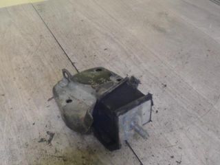 bontott RENAULT SCÉNIC I Váltó Tartó Bak (Pozíciófüggetlen)