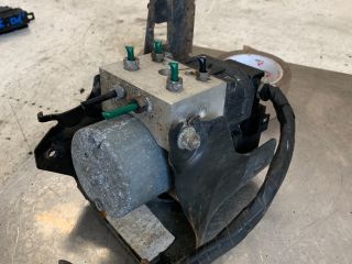 bontott RENAULT SCÉNIC I ABS Kocka