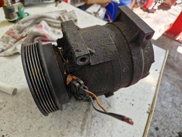 bontott RENAULT SCÉNIC I Klímakompresszor