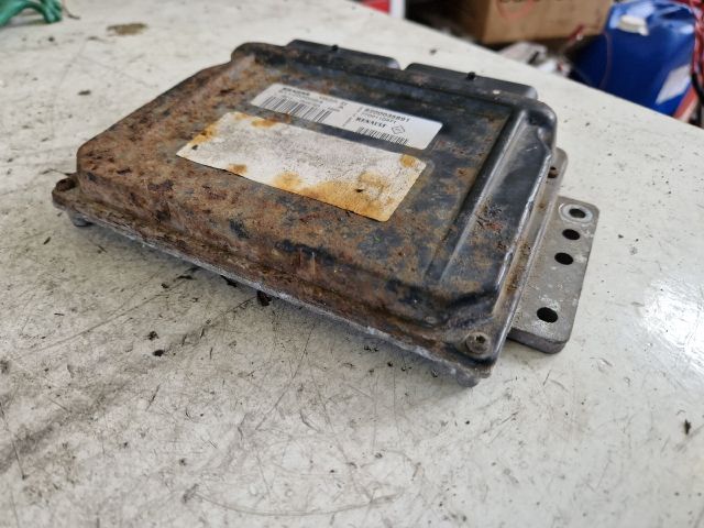 bontott RENAULT SCÉNIC I Motorvezérlő