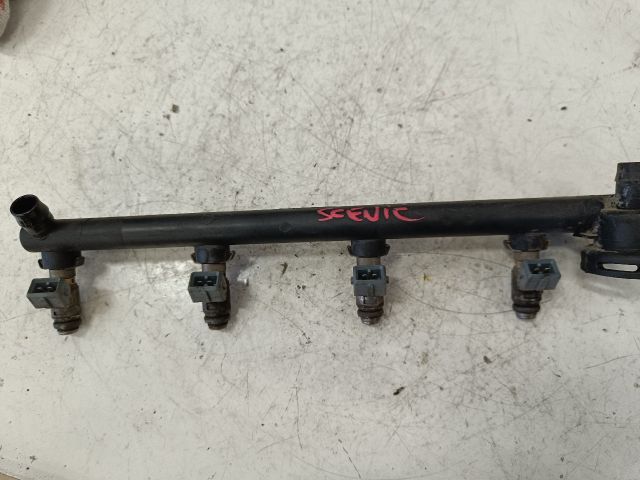 bontott RENAULT SCÉNIC I Porlasztó Sor / Híd