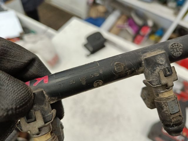 bontott RENAULT SCÉNIC I Porlasztó Sor / Híd