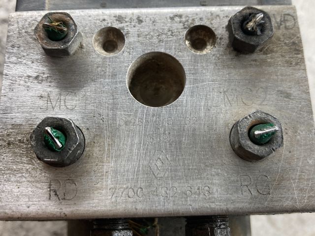 bontott RENAULT SCÉNIC I ABS Kocka