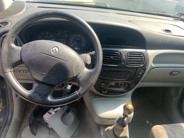 bontott RENAULT SCÉNIC I ABS Kocka