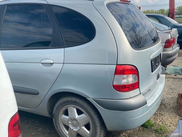 bontott RENAULT SCÉNIC I Bal első Rugó